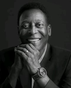 Pele the king of football dies at 82